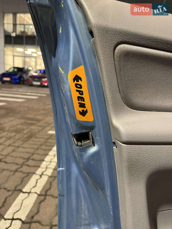 Хэтчбек Citroen C3 2003 в Киеве фото 10 Хэтчбек Citroen C3 2003 в Киеве