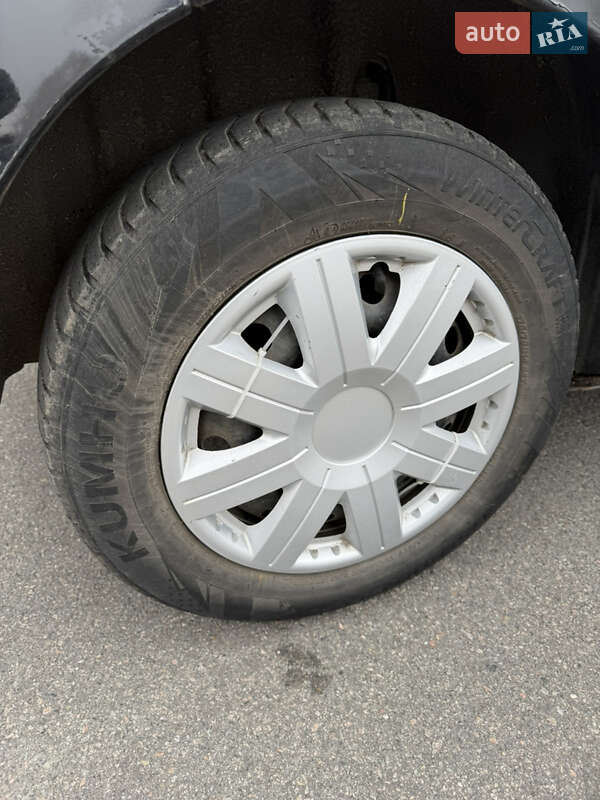 Хэтчбек Citroen C3 2004 в Днепре