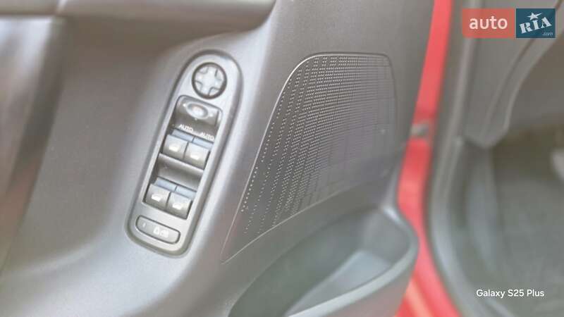 Хэтчбек Citroen C3 2012 в Черкассах