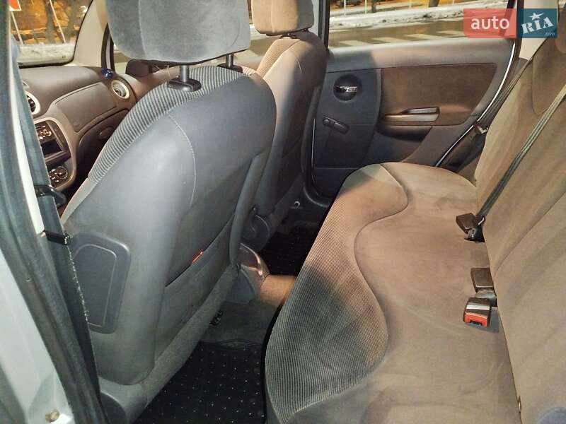 Хэтчбек Citroen C3 2005 в Киеве фото 22 Хэтчбек Citroen C3 2005 в Киеве