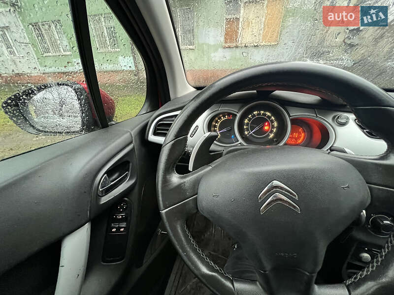 Хэтчбек Citroen C3 2011 в Запорожье