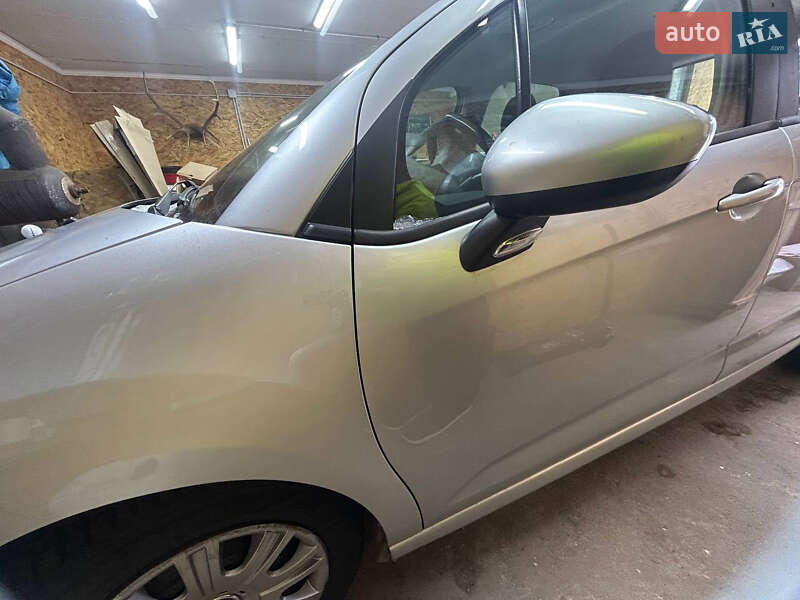 Хэтчбек Citroen C3 2012 в Житомире