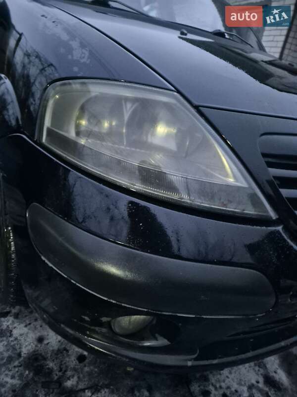 Хетчбек Citroen C3 2004 в Черкасах