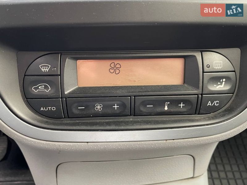 Хэтчбек Citroen C3 2006 в Киеве