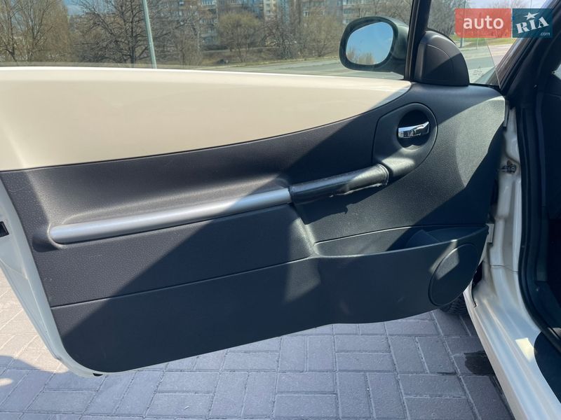 Хэтчбек Citroen C3 2008 в Киеве