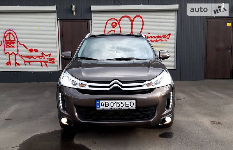 Позашляховик / Кросовер Citroen C4 Aircross 2012 в Києві