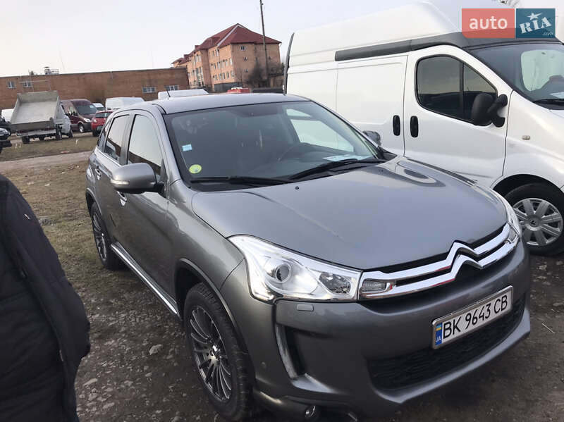 Позашляховик / Кросовер Citroen C4 Aircross 2013 в Черкасах фото 2 Позашляховик / Кросовер Citroen C4 Aircross 2013 в Черкасах