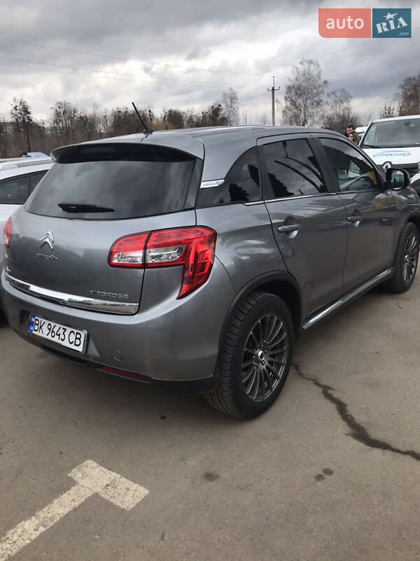 Позашляховик / Кросовер Citroen C4 Aircross 2013 в Черкасах фото 8 Позашляховик / Кросовер Citroen C4 Aircross 2013 в Черкасах