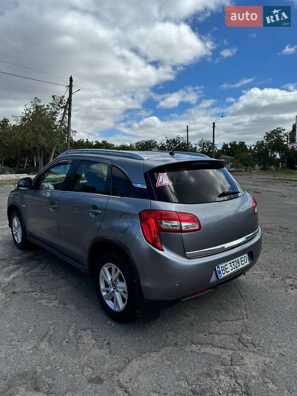 Внедорожник / Кроссовер Citroen C4 Aircross 2012 в Вознесенске