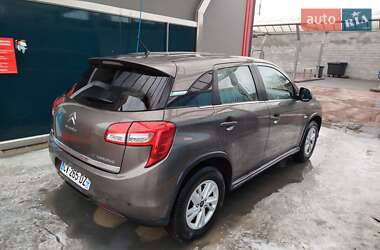 Внедорожник / Кроссовер Citroen C4 Aircross 2013 в 