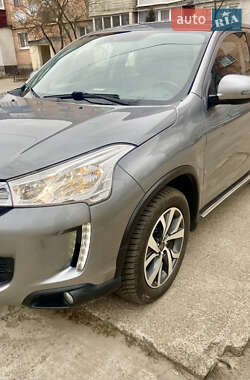 Внедорожник / Кроссовер Citroen C4 Aircross 2014 в 