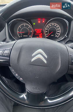 Внедорожник / Кроссовер Citroen C4 Aircross 2014 в 