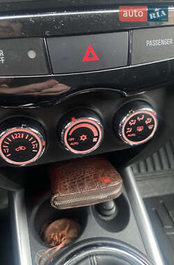 Внедорожник / Кроссовер Citroen C4 Aircross 2014 в 