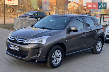 Позашляховик / Кросовер Citroen C4 Aircross 2012 в 