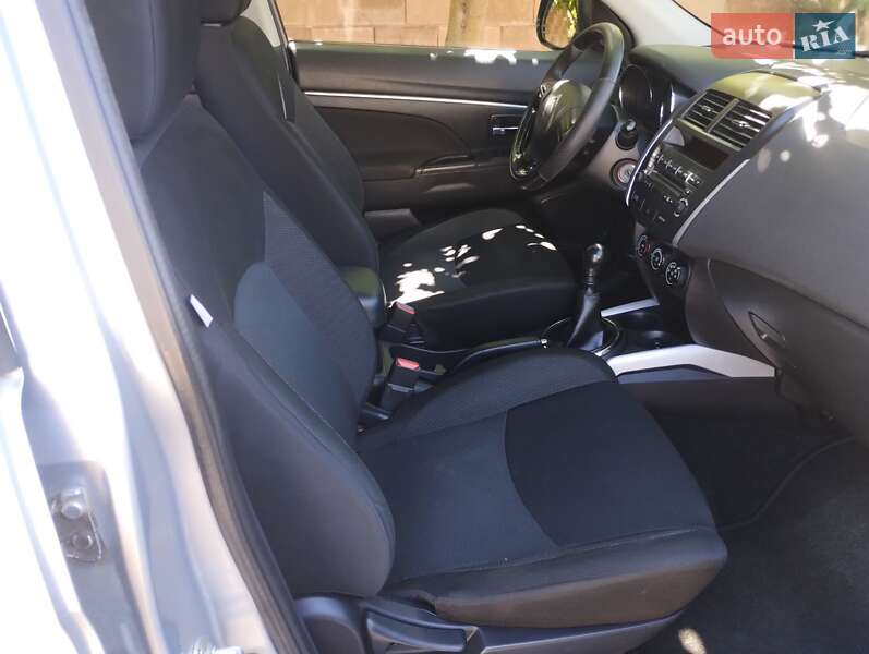 Позашляховик / Кросовер Citroen C4 Aircross 2012 в Рівному фото 24 Позашляховик / Кросовер Citroen C4 Aircross 2012 в Рівному