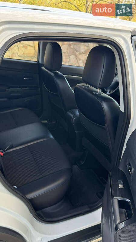 Внедорожник / Кроссовер Citroen C4 Aircross 2014 в Николаеве фото 11 Внедорожник / Кроссовер Citroen C4 Aircross 2014 в Николаеве