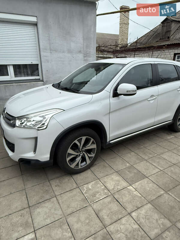 Внедорожник / Кроссовер Citroen C4 Aircross 2012 в Черкассах фото 2 Внедорожник / Кроссовер Citroen C4 Aircross 2012 в Черкассах