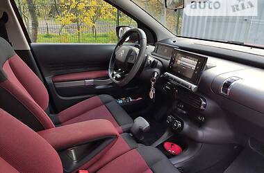 Хэтчбек Citroen C4 Cactus 2016 в 