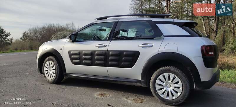 Позашляховик / Кросовер Citroen C4 Cactus 2015 в Луцьку