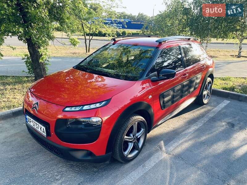 Внедорожник / Кроссовер Citroen C4 Cactus 2014 в Запорожье