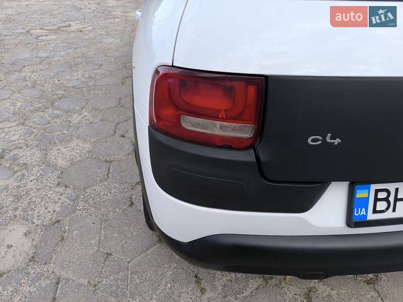 Внедорожник / Кроссовер Citroen C4 Cactus 2017 в Одессе