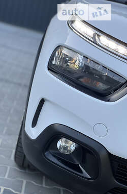 Внедорожник / Кроссовер Citroen C4 Cactus 2019 в 
