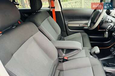 Внедорожник / Кроссовер Citroen C4 Cactus 2016 в 