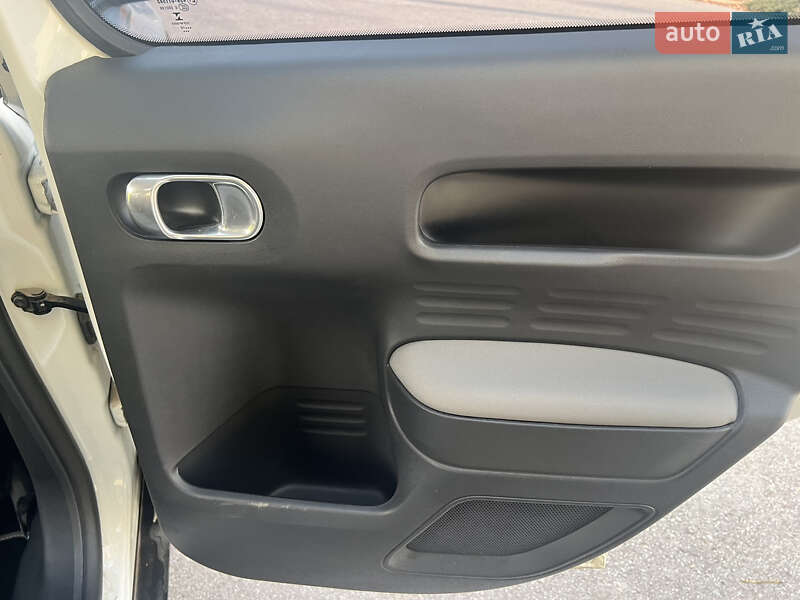 Внедорожник / Кроссовер Citroen C4 Cactus 2018 в Львове