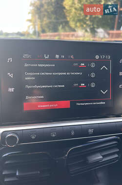 Внедорожник / Кроссовер Citroen C4 Cactus 2018 в 