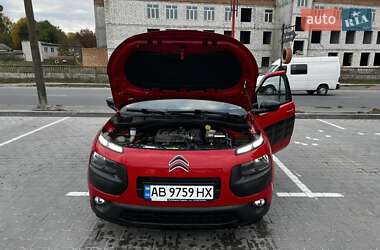 Внедорожник / Кроссовер Citroen C4 Cactus 2016 в 