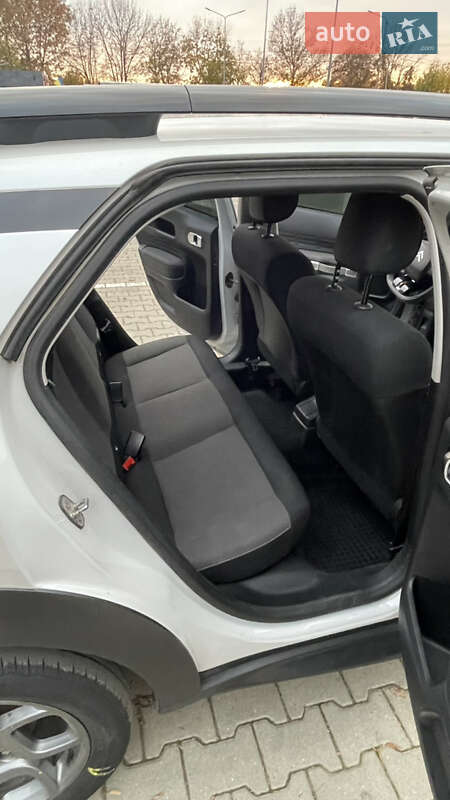 Внедорожник / Кроссовер Citroen C4 Cactus 2014 в Ужгороде