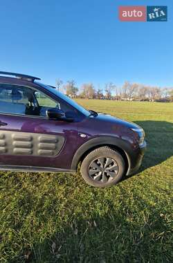 Внедорожник / Кроссовер Citroen C4 Cactus 2014 в 