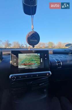 Внедорожник / Кроссовер Citroen C4 Cactus 2014 в 