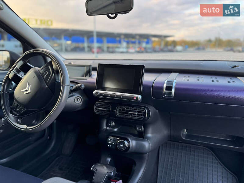 Позашляховик / Кросовер Citroen C4 Cactus 2015 в Дніпрі