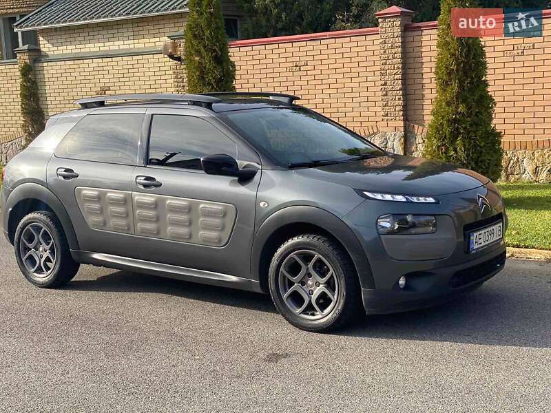 Хетчбек Citroen C4 Cactus 2016 в Дніпрі