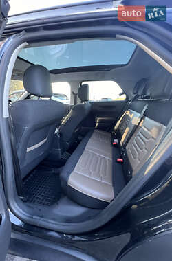 Внедорожник / Кроссовер Citroen C4 Cactus 2015 в 
