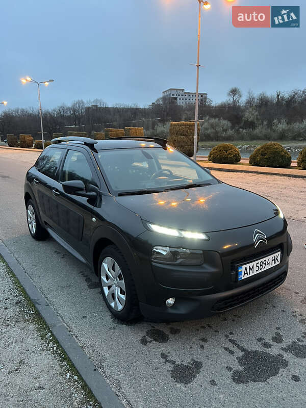 Внедорожник / Кроссовер Citroen C4 Cactus 2016 в Днепре
