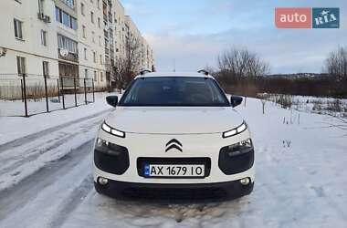 Внедорожник / Кроссовер Citroen C4 Cactus 2015 в 