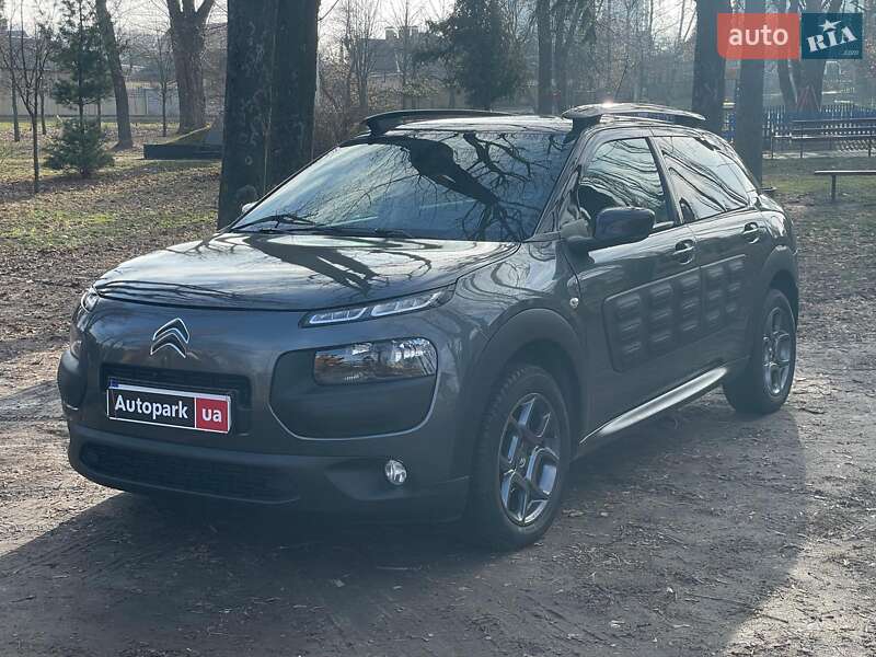 Позашляховик / Кросовер Citroen C4 Cactus 2014 в Києві