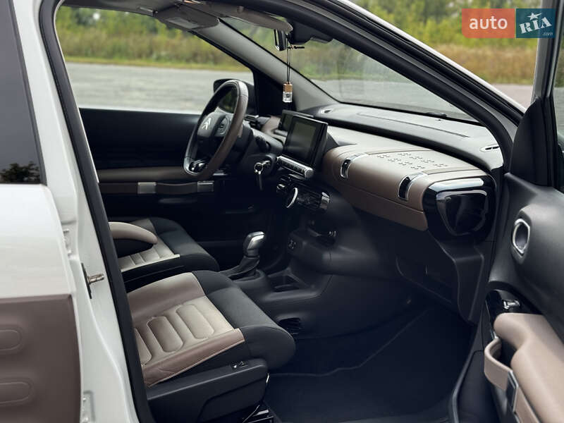 Внедорожник / Кроссовер Citroen C4 Cactus 2018 в Рава-Русской