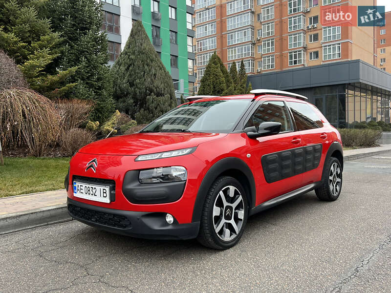 Позашляховик / Кросовер Citroen C4 Cactus 2016 в Дніпрі