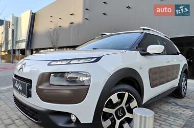 Позашляховик / Кросовер Citroen C4 Cactus 2015 в Києві