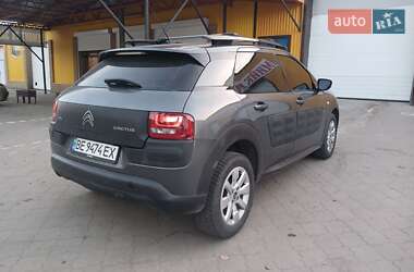 Позашляховик / Кросовер Citroen C4 Cactus 2015 в 