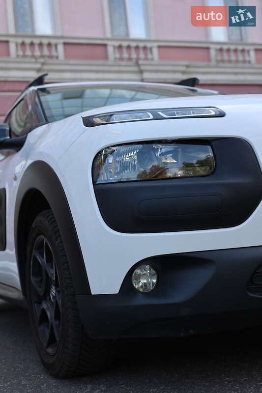 Внедорожник / Кроссовер Citroen C4 Cactus 2015 в Одессе