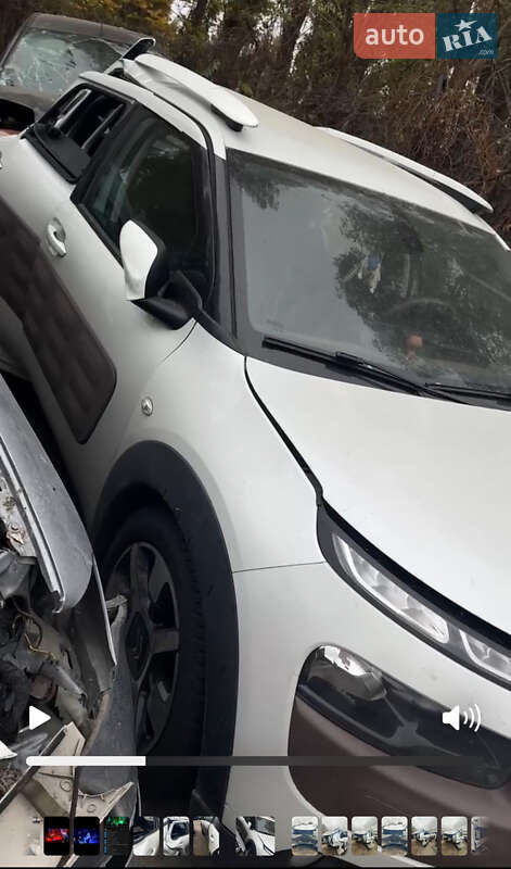 Позашляховик / Кросовер Citroen C4 Cactus 2016 в Києві