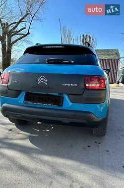 Внедорожник / Кроссовер Citroen C4 Cactus 2017 в 
