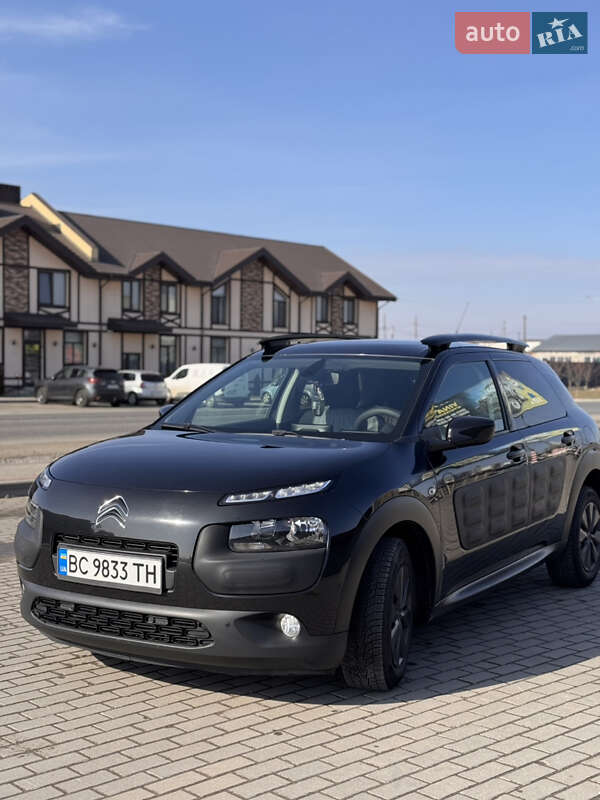 Внедорожник / Кроссовер Citroen C4 Cactus 2015 в Радехове