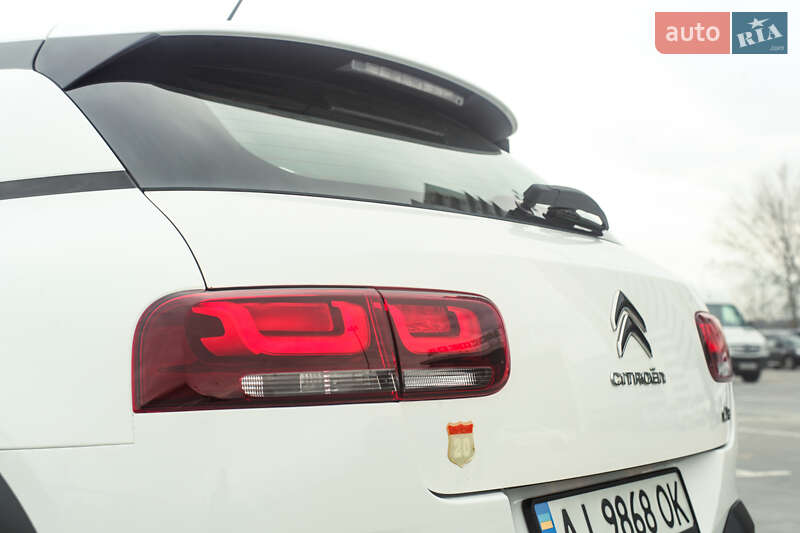 Внедорожник / Кроссовер Citroen C4 Cactus 2018 в Обухове