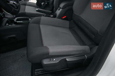 Внедорожник / Кроссовер Citroen C4 Cactus 2018 в 