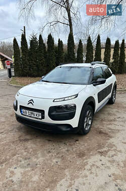 Внедорожник / Кроссовер Citroen C4 Cactus 2016 в 